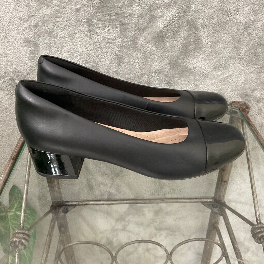Clarks Comfort Low Heels Women 8.5 Career Office Slip On Black Pumps cap toe